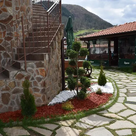 Rodopski Rai * Smilyan (Smolyan)