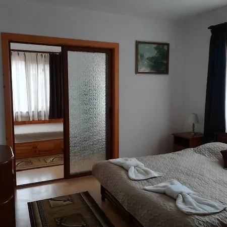 Rodopski Rai Resort *